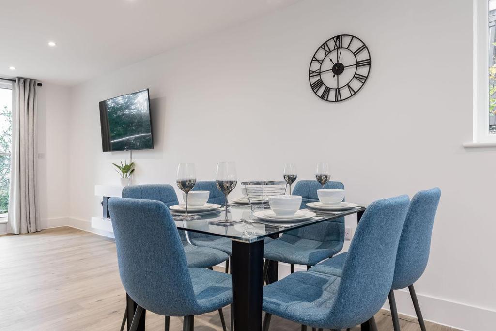 Stylish Town Centre Apartment, W Parking, Nr Beach Bournemouth Exterior photo