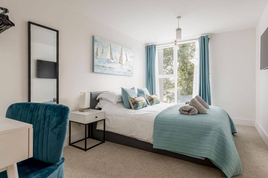 Stylish Town Centre Apartment, W Parking, Nr Beach Bournemouth Exterior photo